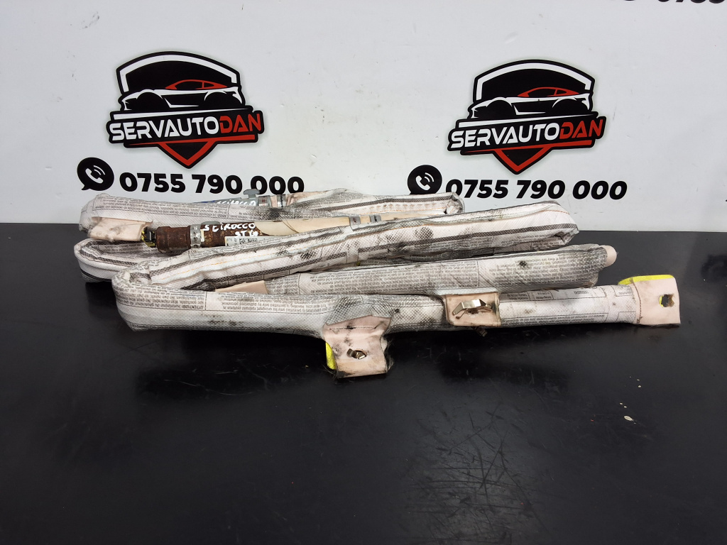 Airbag volan Volkswagen Scirocco 3(2008-2014) 2.0 Motorina 2009, 1K8880741A / 1K8880742A
