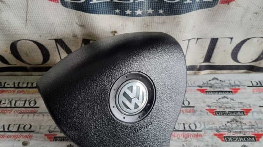 Airbag volan VW Golf 5 cod piesa : 1K0880201BS