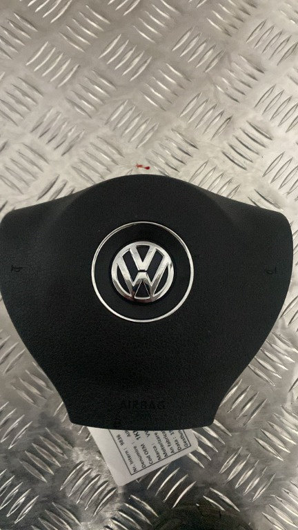 Airbag volan Vw Golf 6 1.4 TSI cod motor CAX an 2010 cod 1KM880201B