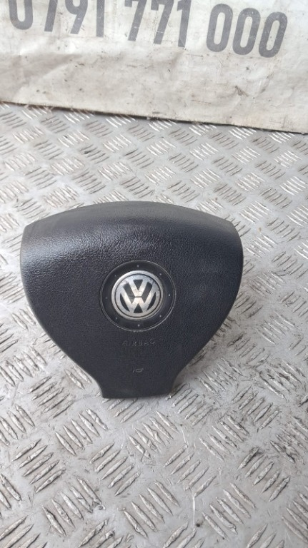Airbag volan VW Passat B6 2.0 TDI BMR an 2006 cod 3C0880201AE