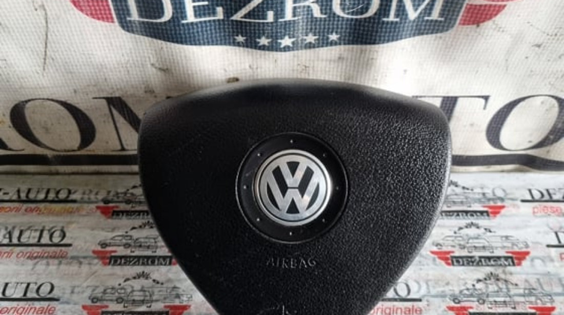 Airbag volan VW Passat B6 cod piesa : 1K0880201BS