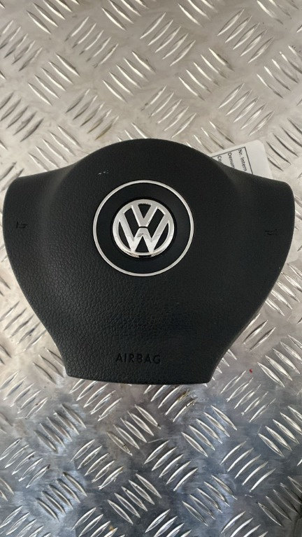 Airbag volan Vw Passat B7 1.4 TSI cod motor CDG an 2013 sedan cod 3C8880201T