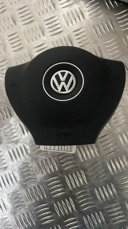 Airbag volan Vw Passat B7 2.0 TDI cod motor CFG an 2014 cod 3C8880201AA