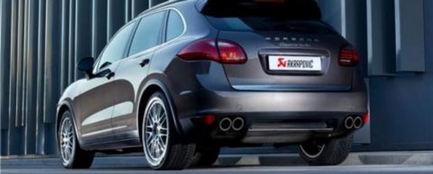 Akrapovic lanseaza evacuare pentru Porsche Cayenne