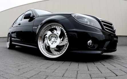 Alege-ti favoritul: Mercedes C63 & SL63 AMG by Wheelsandmore Alege-ti favoritul: Mercedes C63 & SL63 AMG by Wheelsandmore