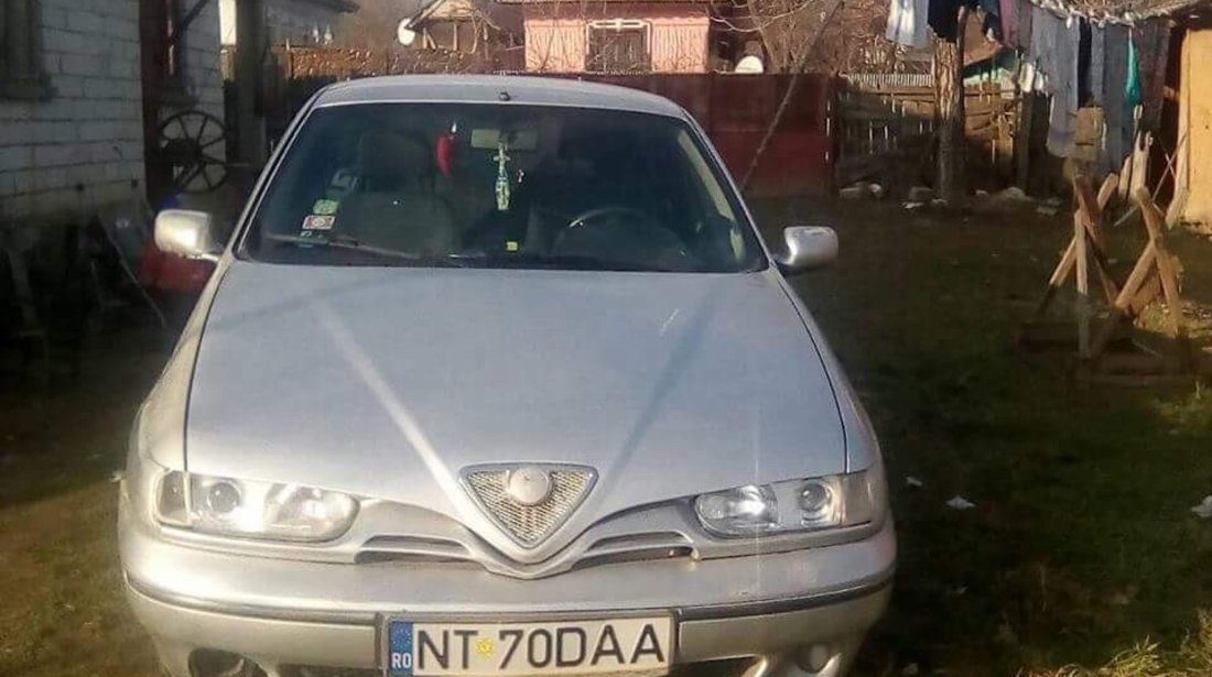 Alfa-Romeo 145 1.4 tspark 2000