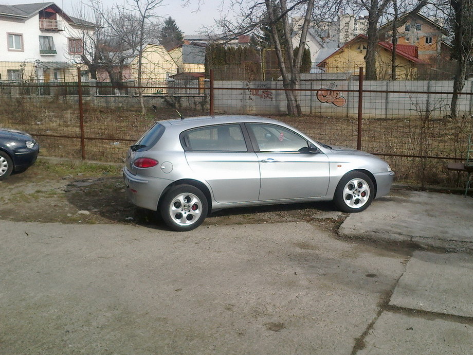 Alfa Romeo 147 1.6 16v Tspark