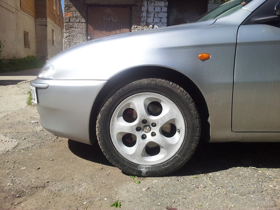 Alfa Romeo 147 1.6 16v Tspark