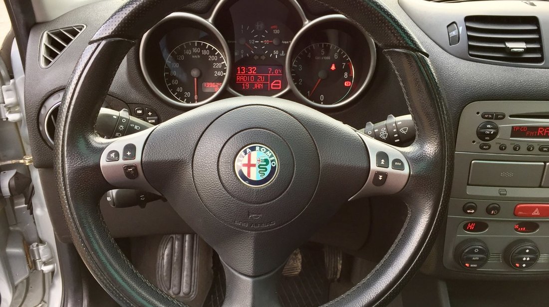 Alfa-Romeo 147 1.6i 16V 2002