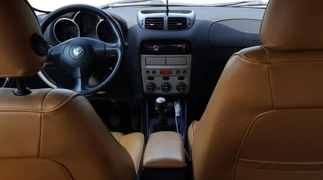 Alfa-Romeo 147 1,9 JTD DIESEL 2001