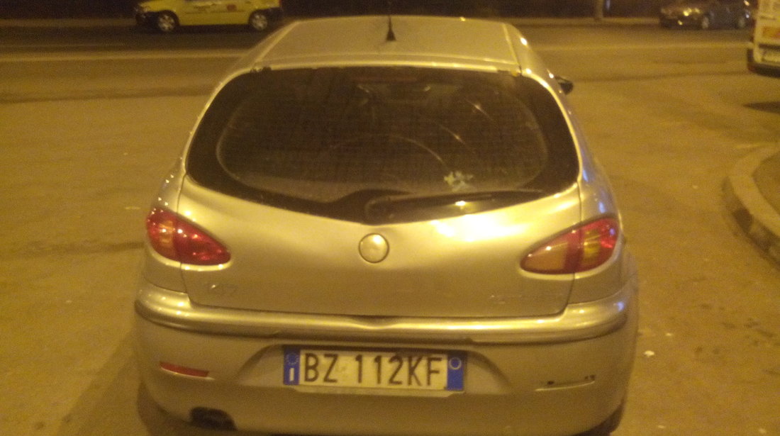 Alfa-Romeo 147 16 TSPARK 2002