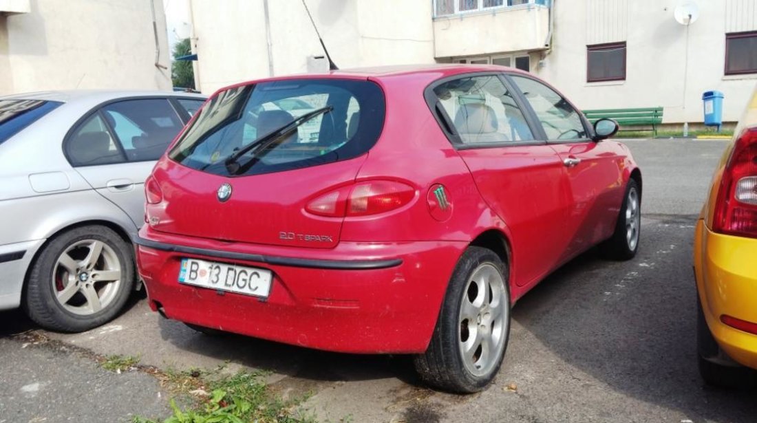 Alfa-Romeo 147 2000 2001