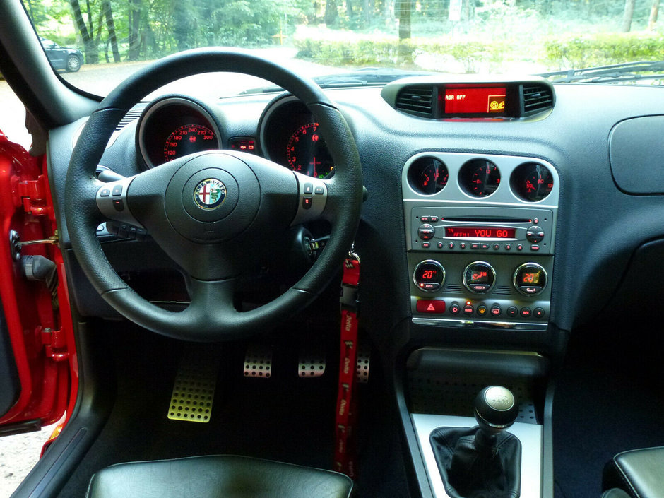 Alfa Romeo 156 GTA cu 15.000 kilometri