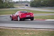 Alfa Romeo 4C vs Porsche Cayman