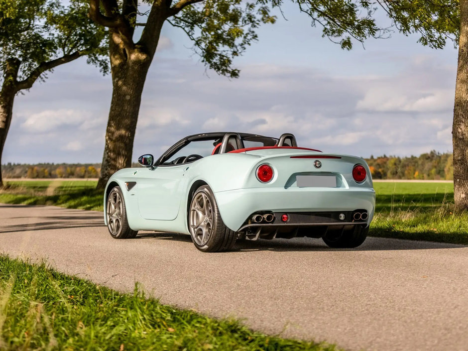 Alfa Romeo 8C Spider de vanzare