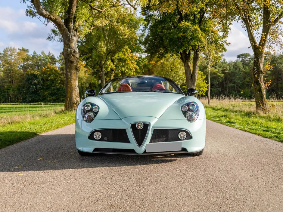 Alfa Romeo 8C Spider de vanzare