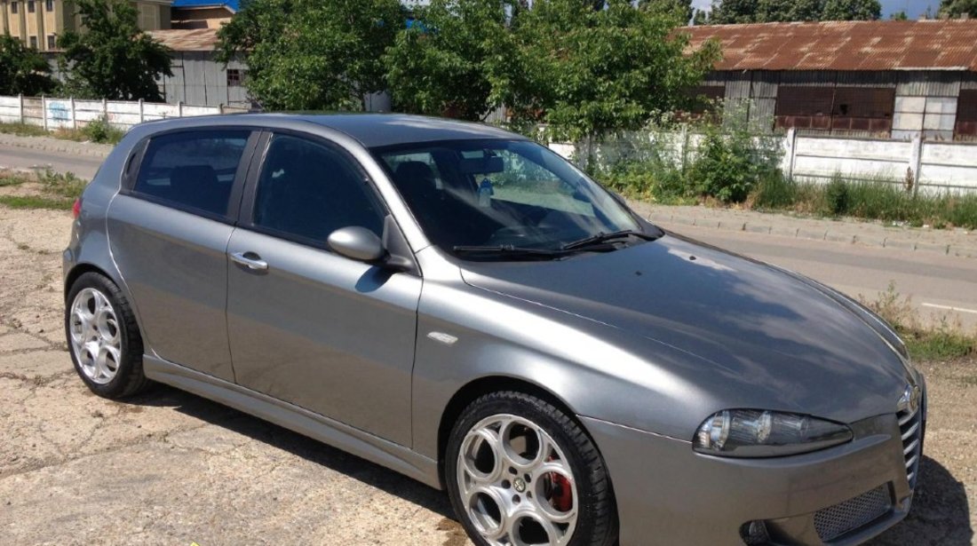 Alfa-Romeo Alfa 147 Hatchback 1 9 JTDm