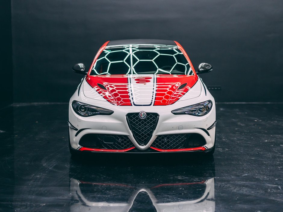 Alfa Romeo Giulia Quadrifoglio 'Alfa Romeo Racing Edition' de vanzare