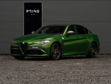 Alfa Romeo Giulia Quadrifoglio pe verde