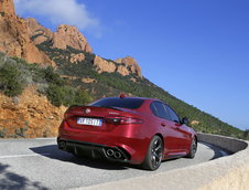 Alfa Romeo Giulia QV - Galerie Foto