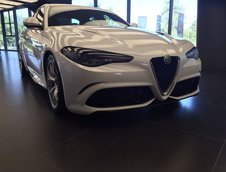 Alfa Romeo Giulia QV in alb