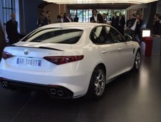 Alfa Romeo Giulia QV in alb