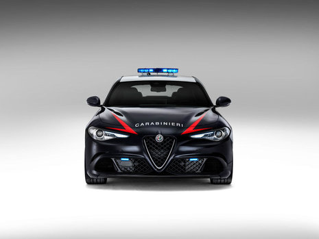 Alfa Romeo Guilia QV de politie