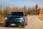 Alfa Romeo Junior Ibrida Q4