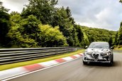 Alfa Romeo Stelvio Quadrifoglio pe Nurburgring