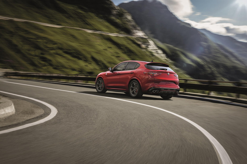 Alfa Romeo Stelvio si Stelvio Quadrifoglio