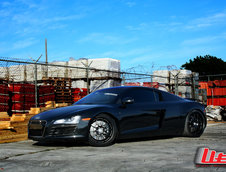 All black everything: Audi R8 & HRE 593R