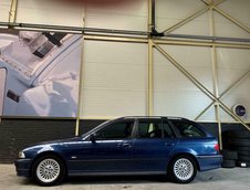 Alpina B10 Touring cu 432.653 km la bord