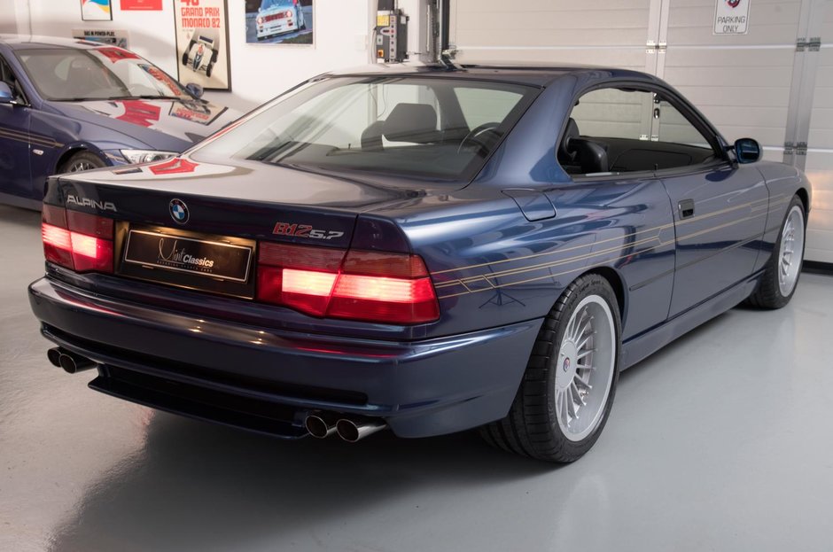 Alpina B12 5.7 de 400.000 euro