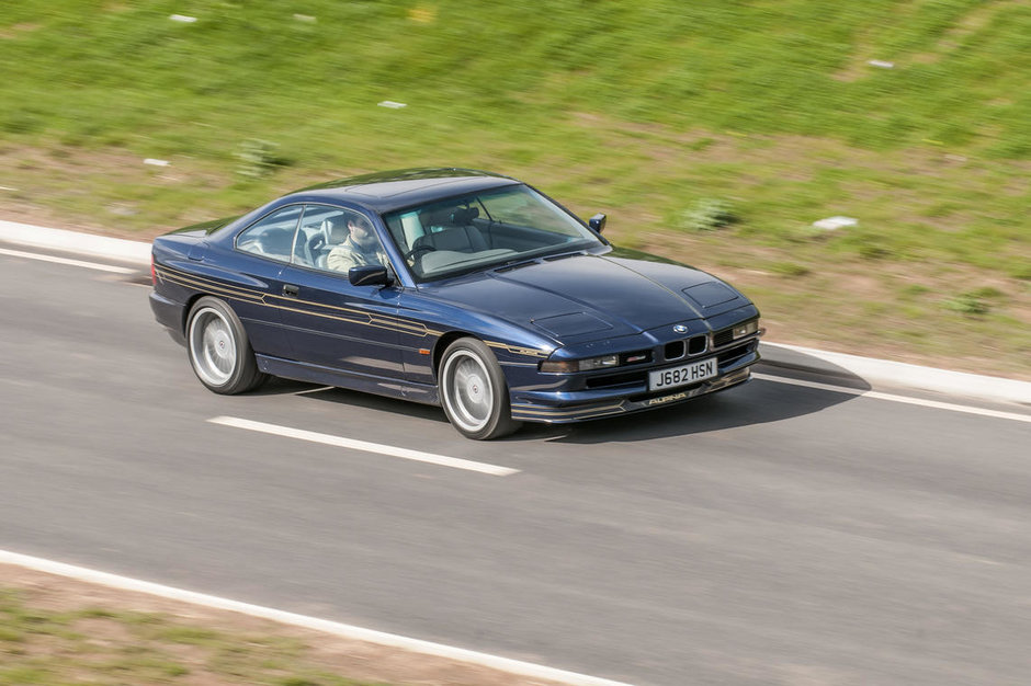 Alpina B12 cu volan pe dreapta