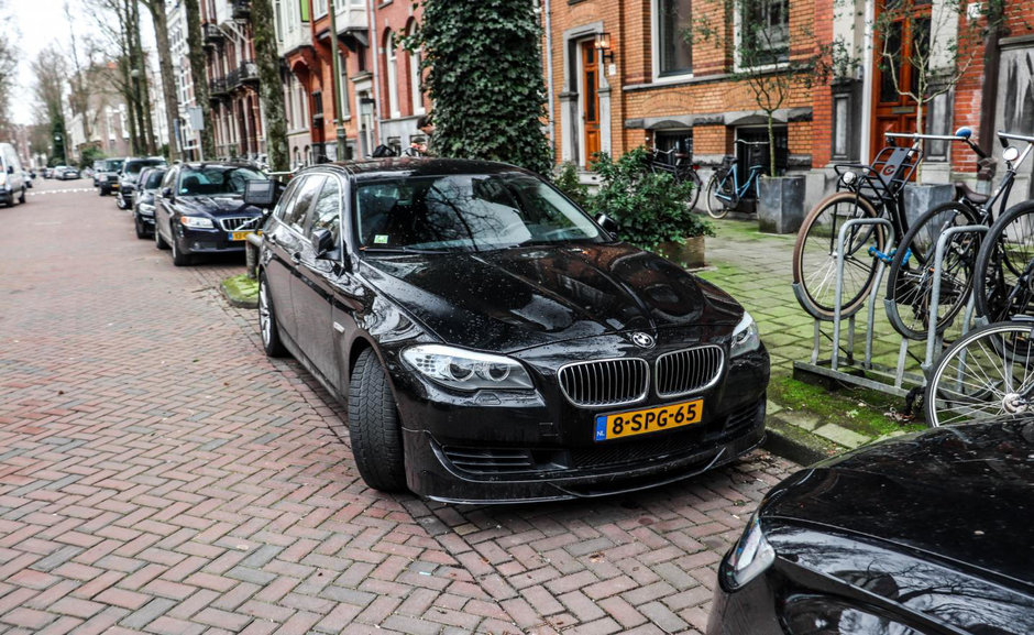 Alpina B5 Touring pe strada