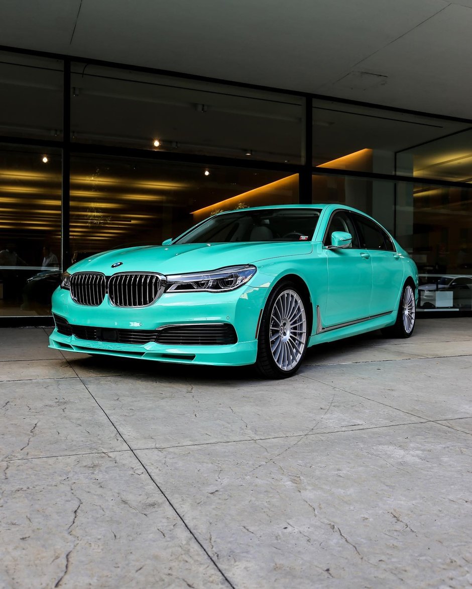 Alpina B7 in Mint Green