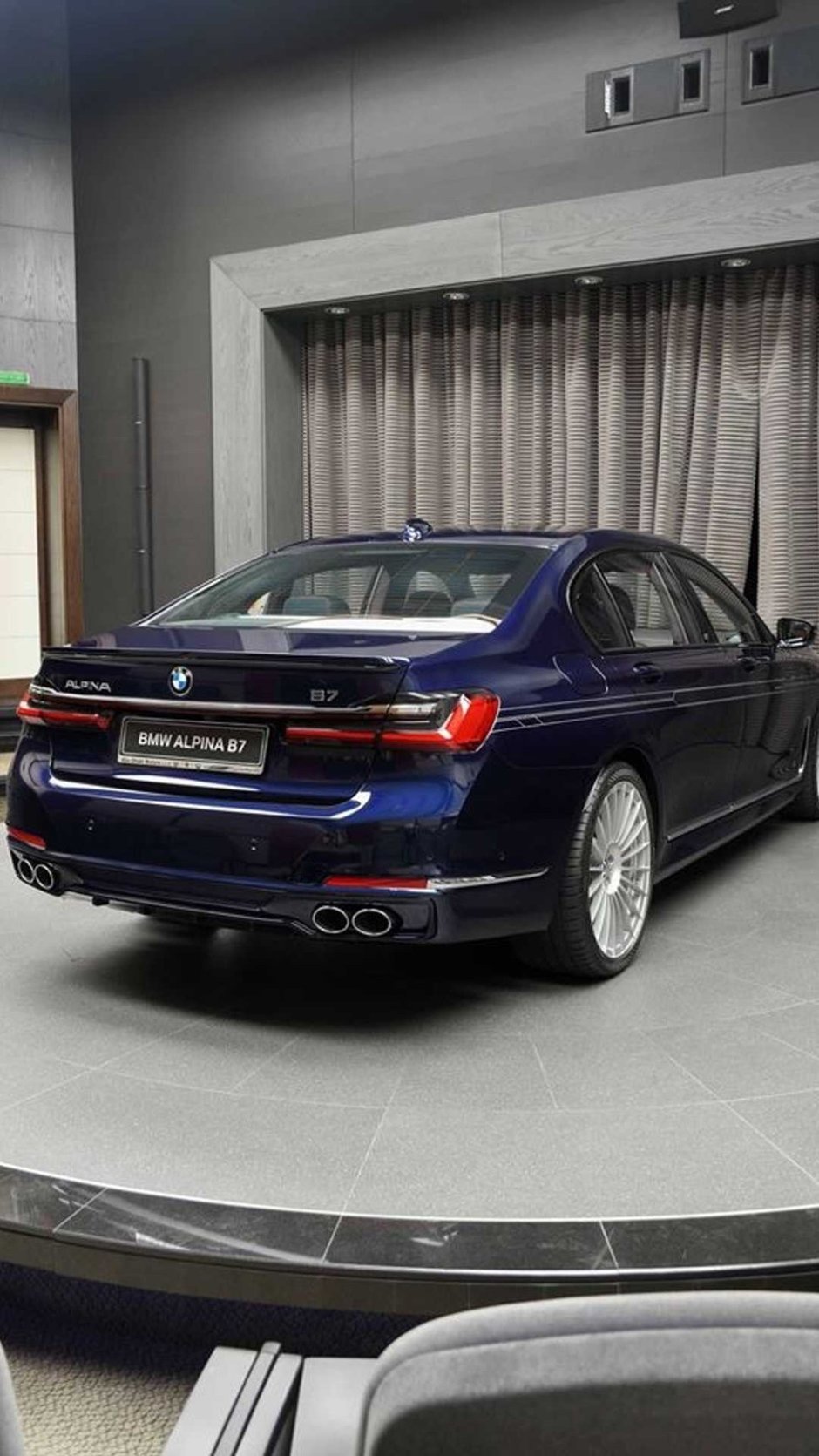 Alpina B7 in Tanzanite Blue Metallic