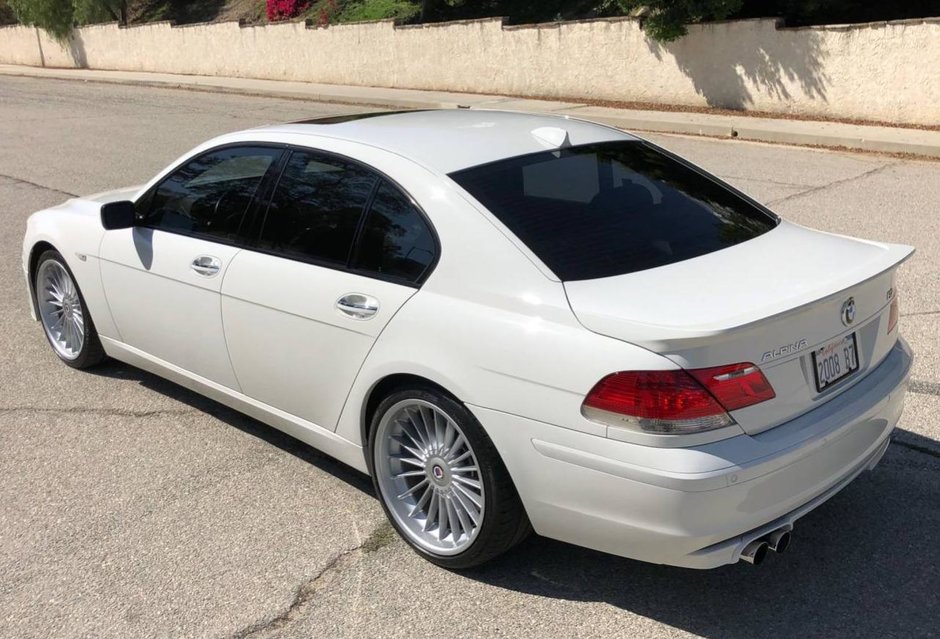 Alpina B7 vandut cu 32.600 dolari