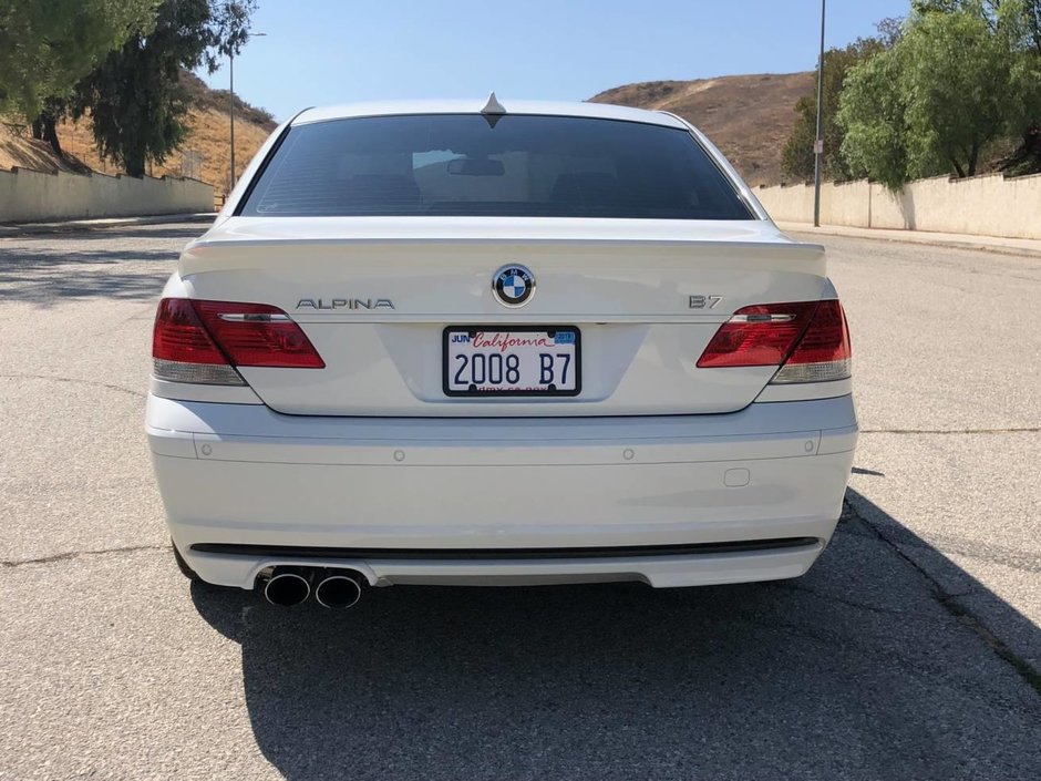 Alpina B7 vandut cu 32.600 dolari