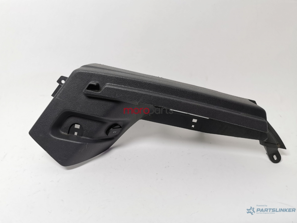 Alte ornamente portbagaj dreapta spate VOLKSWAGEN GOLF V 1K1 2003 - 2009 VAG 1K6867762Q