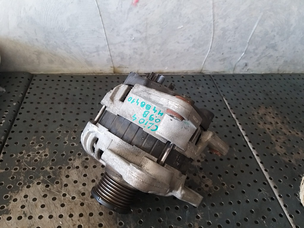 Alternator 0.9 b renault clio 4 23100600