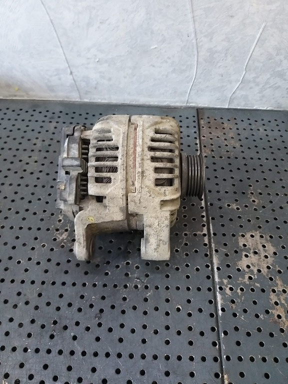 Alternator 1.0 b opel corsa c 0124415023 24437120