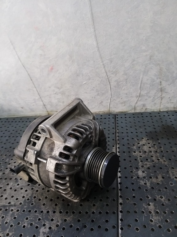 Alternator 1.3 cdti opel corsa e 0126312104 39047359
