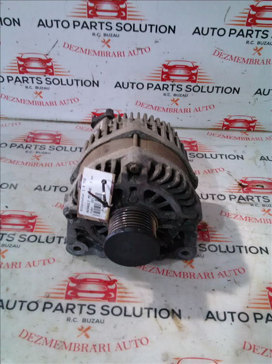 Alternator 1.4 TCE RENAULT MEGANE 3 an fabr. 2011