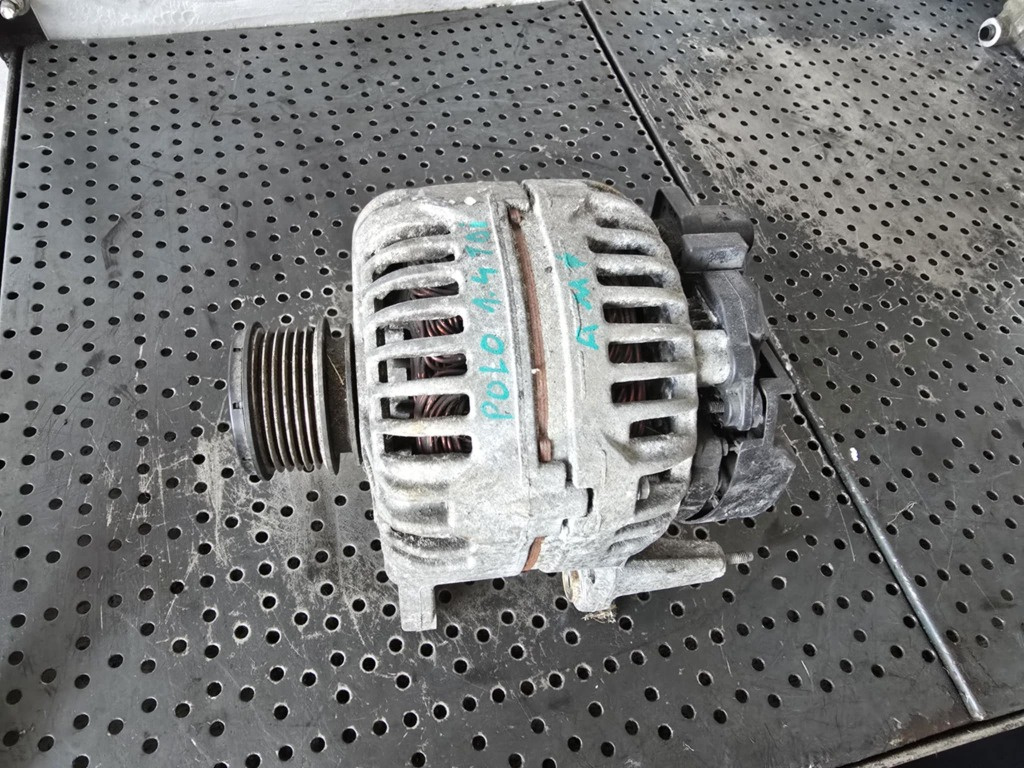 Alternator 1.4 tdi vw polo 9n skoda fabia 1 seat ibiza cordoba audi a2 8z 045903023a 0124515022