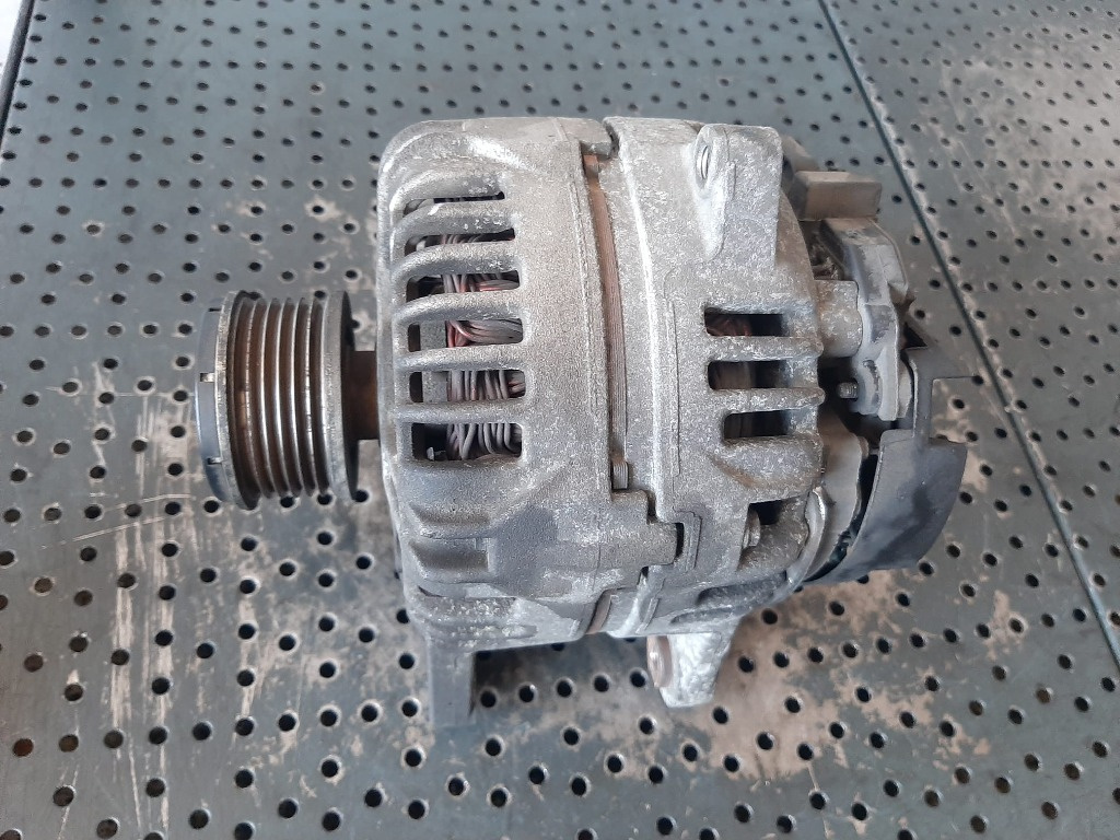 Alternator 1.5 dci k9k renault clio 3 twingo 3 scenic 3 8200660033 0124425071