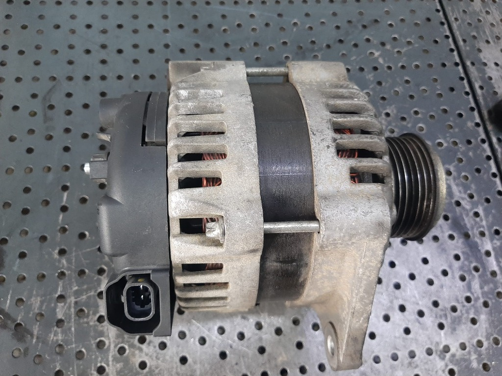 Alternator 1.7cdti a17dtr opel astra j 13500186