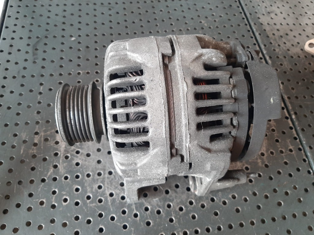Alternator 1.9 tdi vw golf 4 bora polo 9n audi a3 8l seat fabia cordoba ibiza 3 038903023l 0124325001