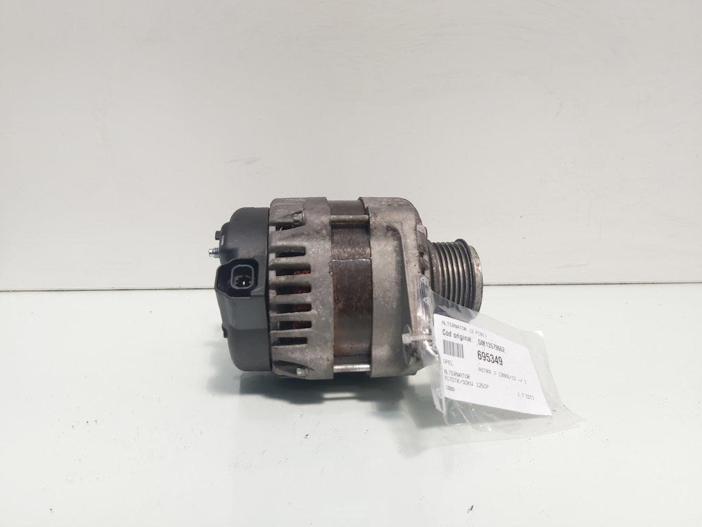 Alternator 100A, cod GM13579662, Opel Astra J, 1.7 CDTI, A17DTR (id:695349)