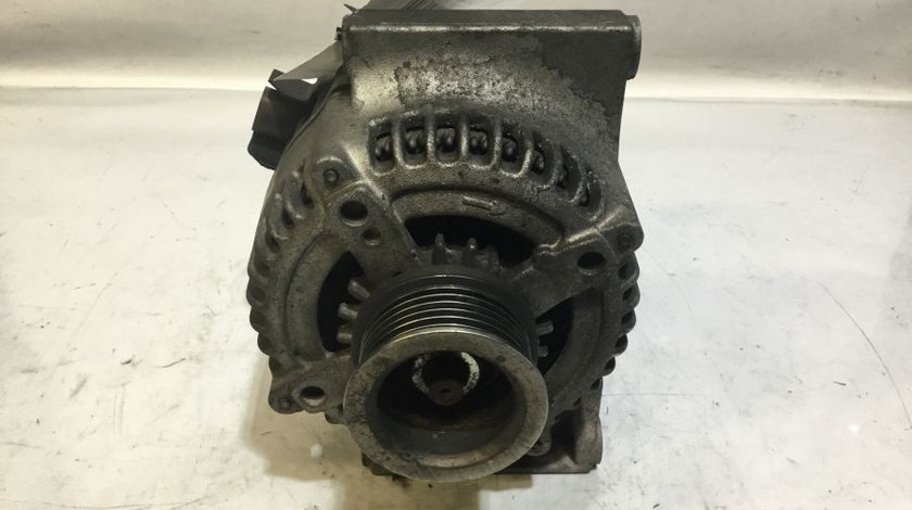 Alternator 13587304 1.6 CDTI Opel ZAFIRA P12 2011